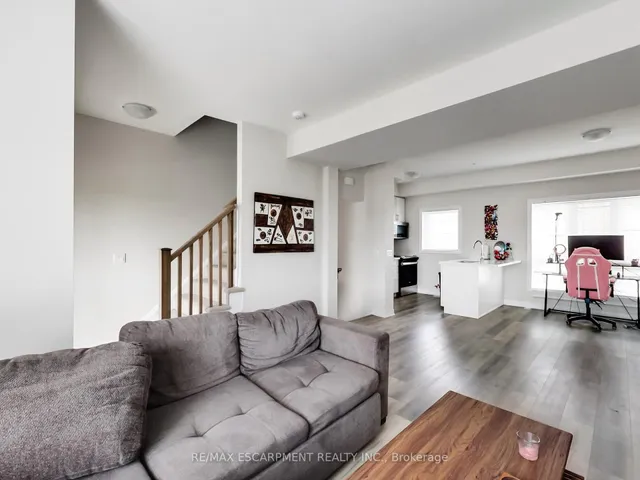 Additional image 17 of 19 PICARDY Dr Unit 23