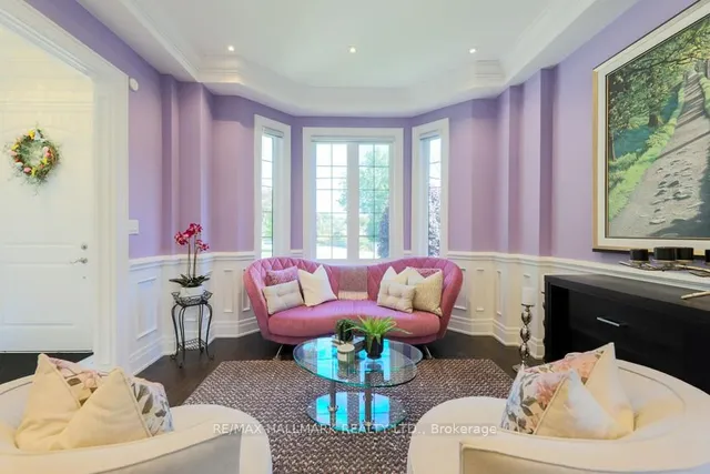 Additional image 4 of 44 Scarboro Cres