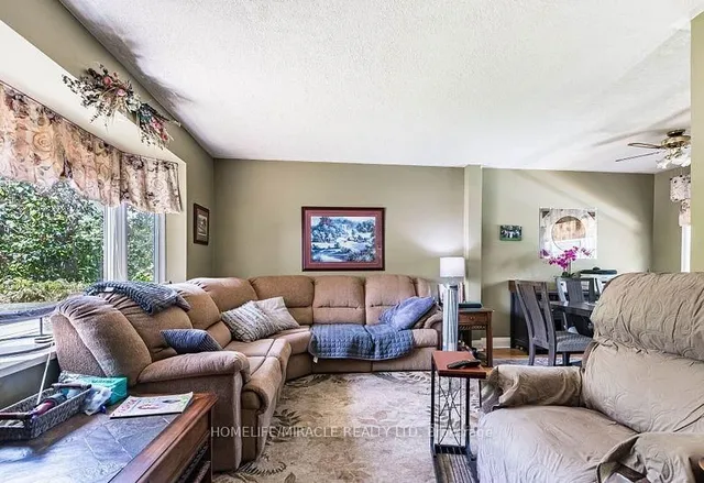 Additional image 7 of 9 Crestview Ave