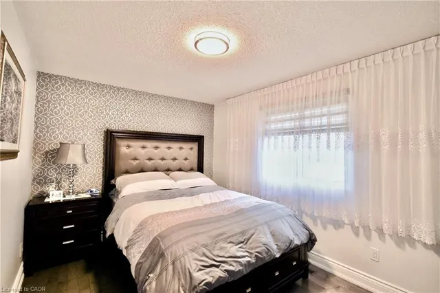 Additional image 16 of 40 Lyton Cres