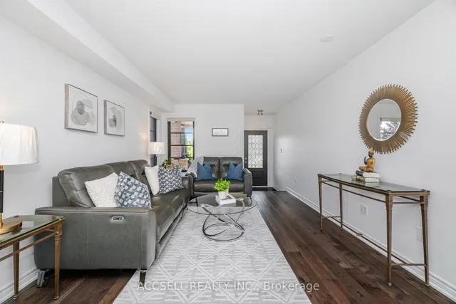 Additional image 10 of 323 Pettigrew Tr