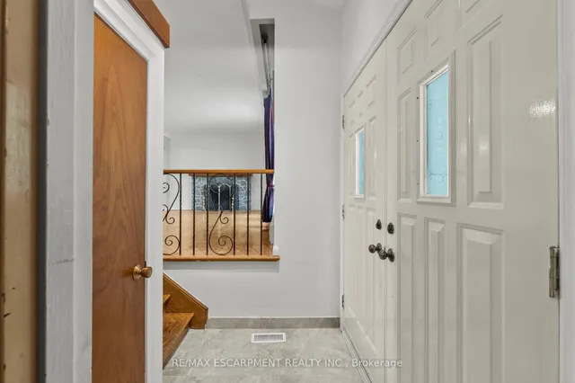 Additional image 5 of 3050 Woodward Ave