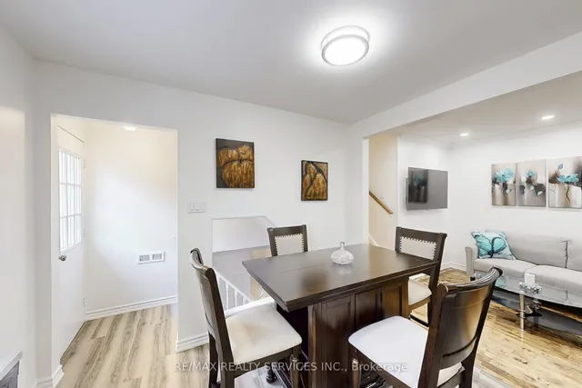 Additional image 15 of 10 Minton Pl
