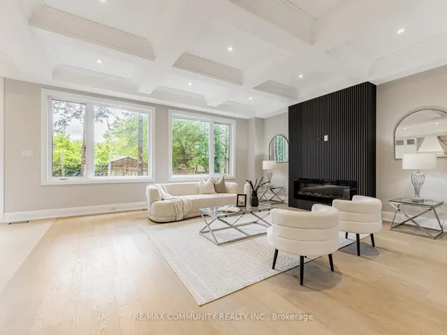 Additional image 16 of 37 Sugarbush Sq