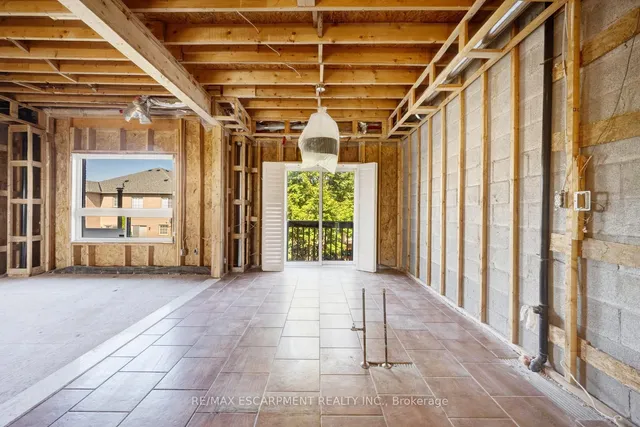 Additional image 15 of 6544 Opera Glass Cres