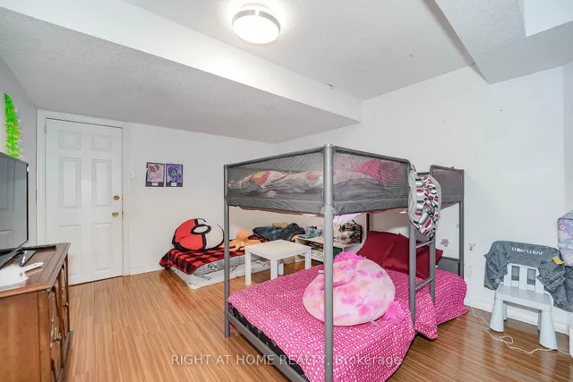 Additional image 43 of 180 Raponi Circ