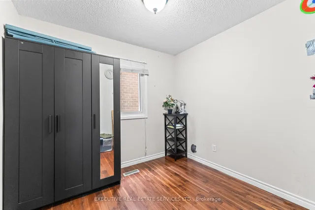 Additional image 25 of 14 Albemarle Crt