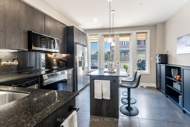 Additional image 14 of 1812 Burnhamthorpe Rd Unit 1