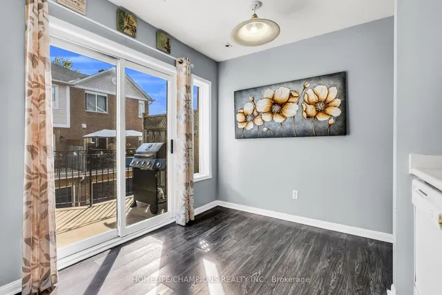 Additional image 21 of 83 Mondeo Dr Unit 119