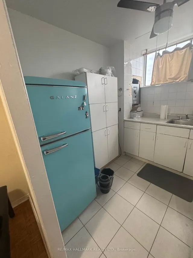 Additional image 16 of 4645 Jane St Unit 1207