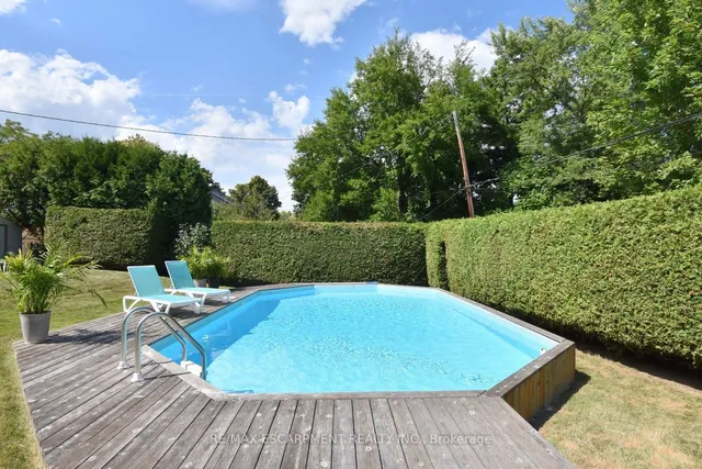 Additional image 37 of 219 Strathcona Dr