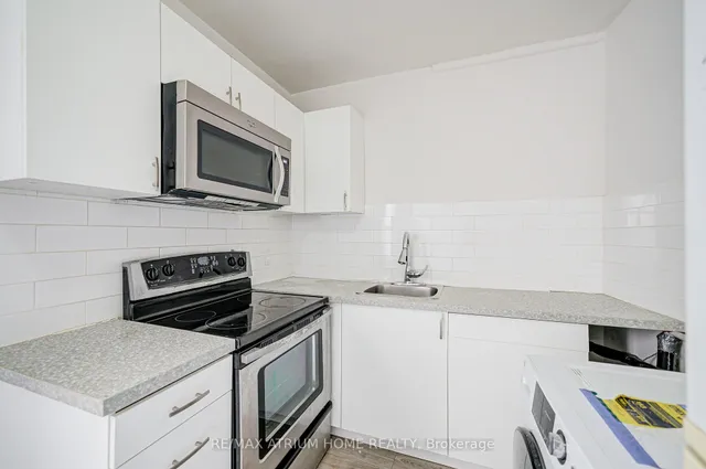 Additional image 27 of 1000 Dundas St