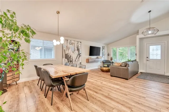 Additional image 9 of 31 Bolzano Crt