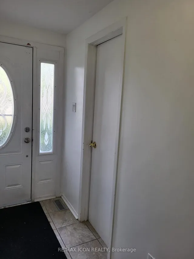 Additional image 11 of 351 Trudelle St