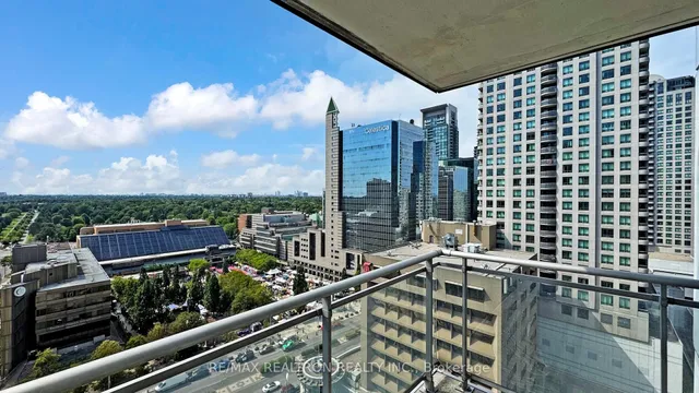 Additional image 4 of 21 Hillcrest Ave Unit 2007