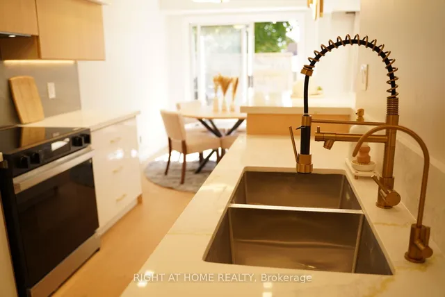 Additional image 9 of 51 Vodden Crt