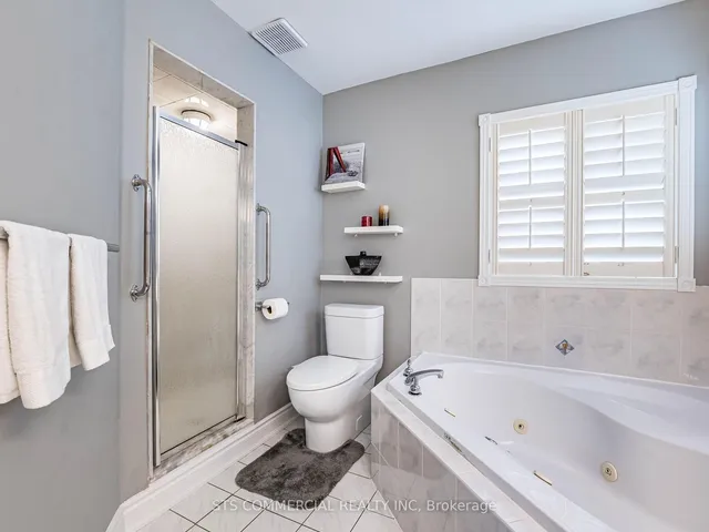 Additional image 28 of 18 Queen Mary Dr