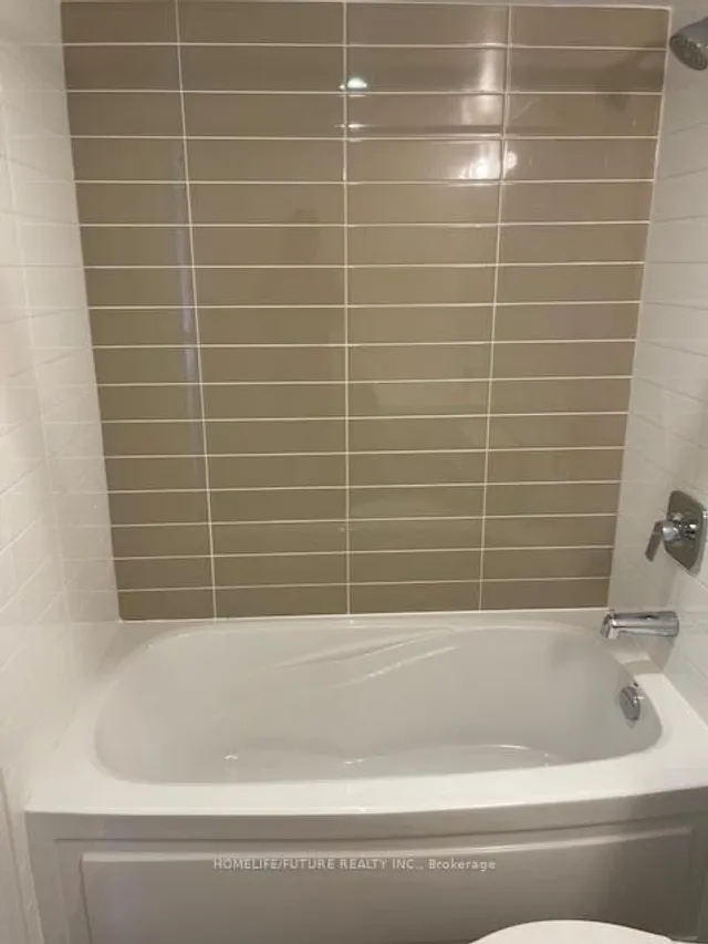 Additional image 7 of 125 Redpath Ave Unit 510