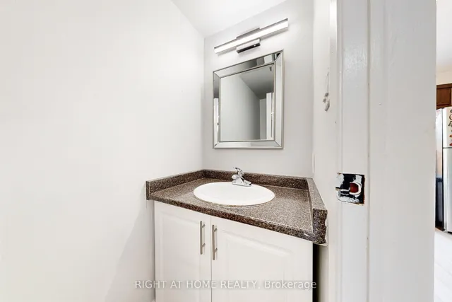 Additional image 22 of 83 Guildford Cres Unit 83