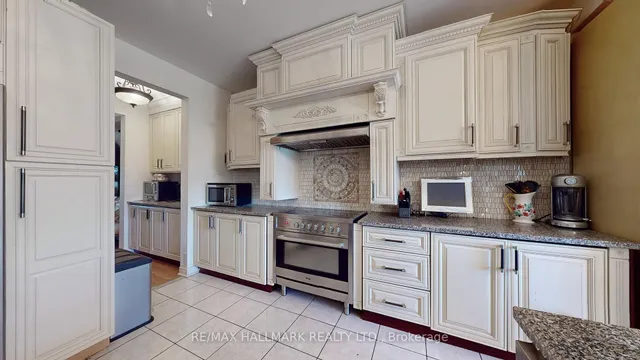 Additional image 12 of 113 Fred Young Dr