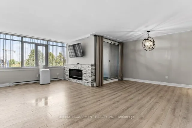 Additional image 18 of 40 Harrisford St Unit 305