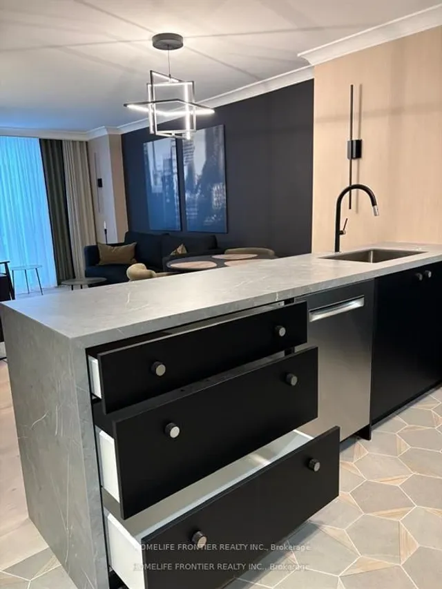 Additional image 19 of 388 Bloor St Unit 1107