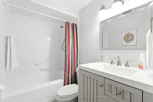 Additional image 31 of 2254 Upper Middle Rd Unit 3