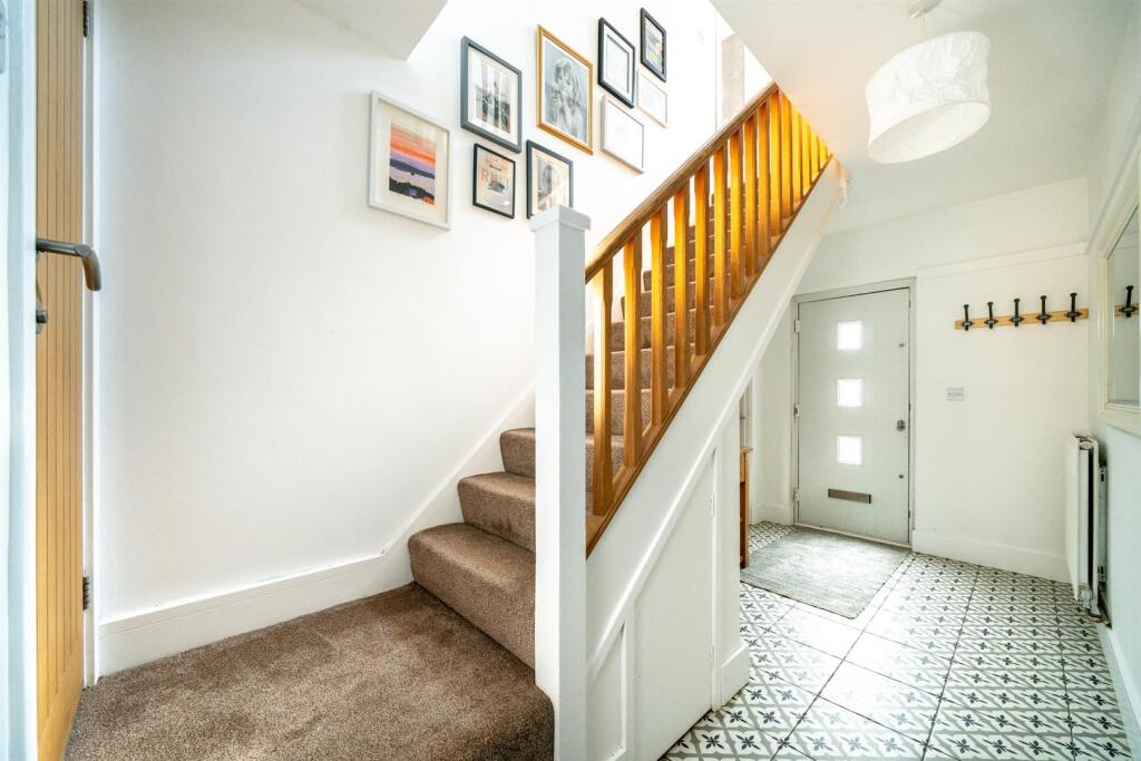 Additional image 18 of Oaklands Lane, St Albans