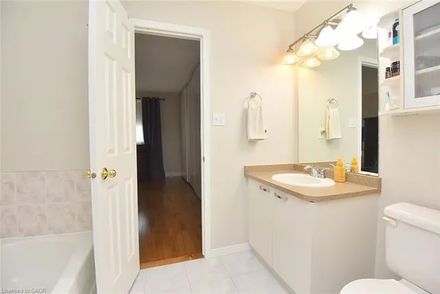 Additional image 30 of 15 Bronte Crt