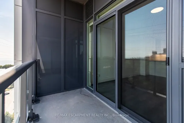 Additional image 16 of 500 Brock Ave Unit 906