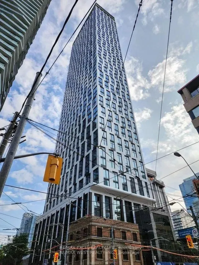 Additional image 3 of 252 Church St Unit 910