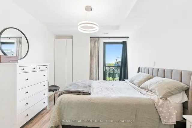 Additional image 20 of 118 King St Unit 523