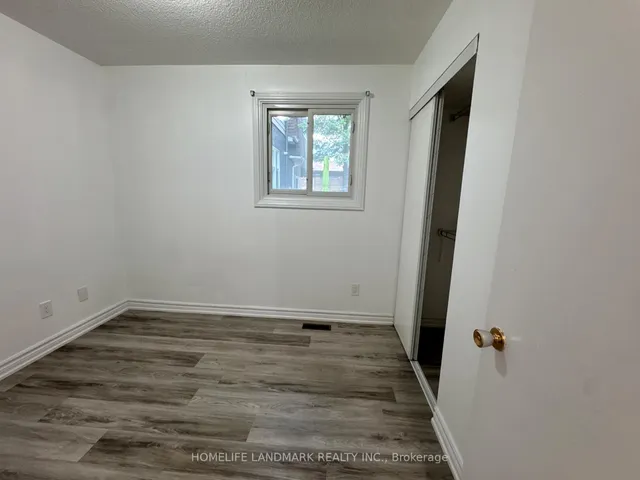 Additional image 12 of 104 Loganberry Cres