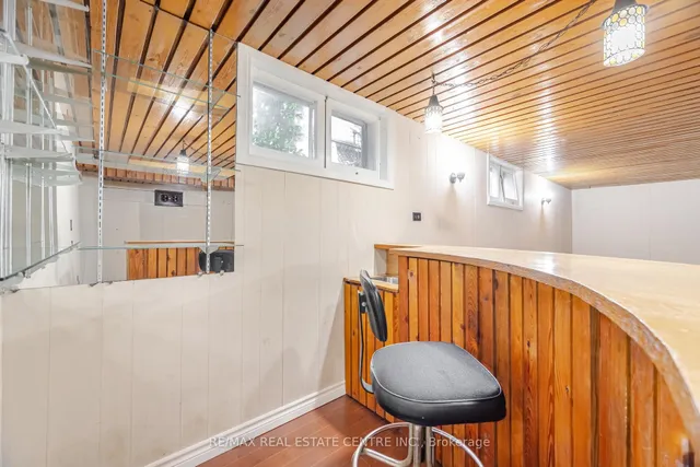 Additional image 36 of 1048 Melton Dr