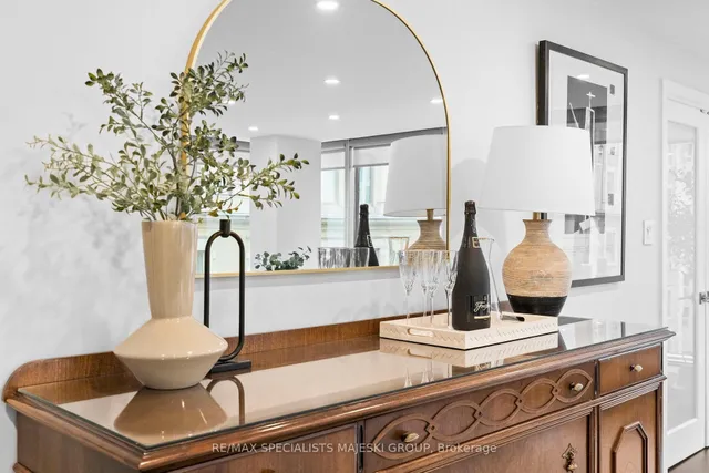 Additional image 12 of 30 Wellington St Unit 1005