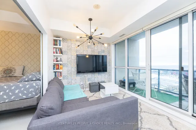 Additional image 22 of 51 East Liberty St Unit 2215