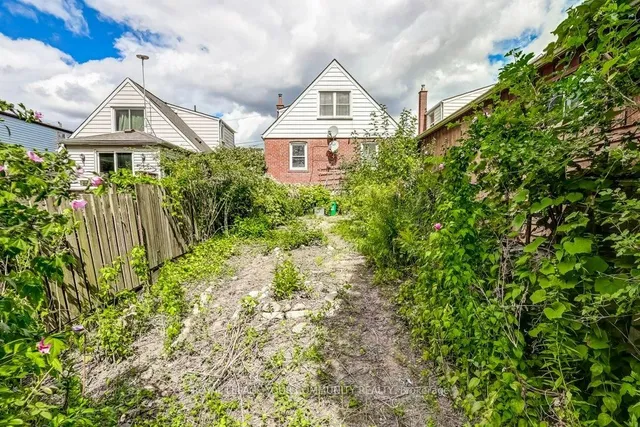 Additional image 30 of 109 Glencrest Blvd