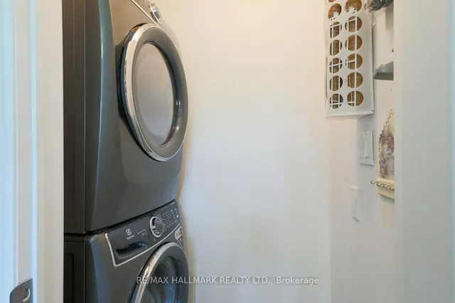 Additional image 6 of 3757 B St Clair Ave