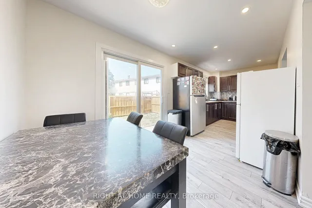 Additional image 21 of 83 Guildford Cres Unit 83