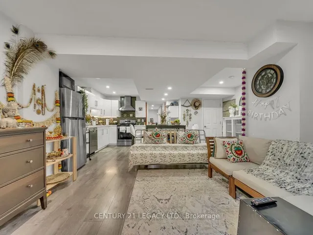 Additional image 40 of 8 Covina Rd