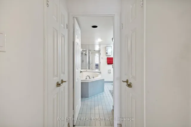 Additional image 23 of 130 Carlton St Unit 1101