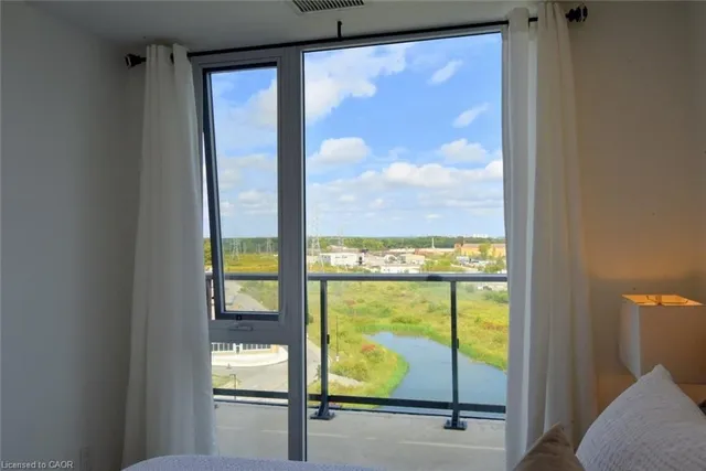 Additional image 18 of 3200 Dakota Common Unit B1006