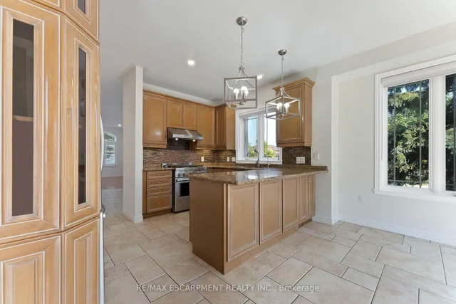 Additional image 12 of 4 Mckibbon Ave