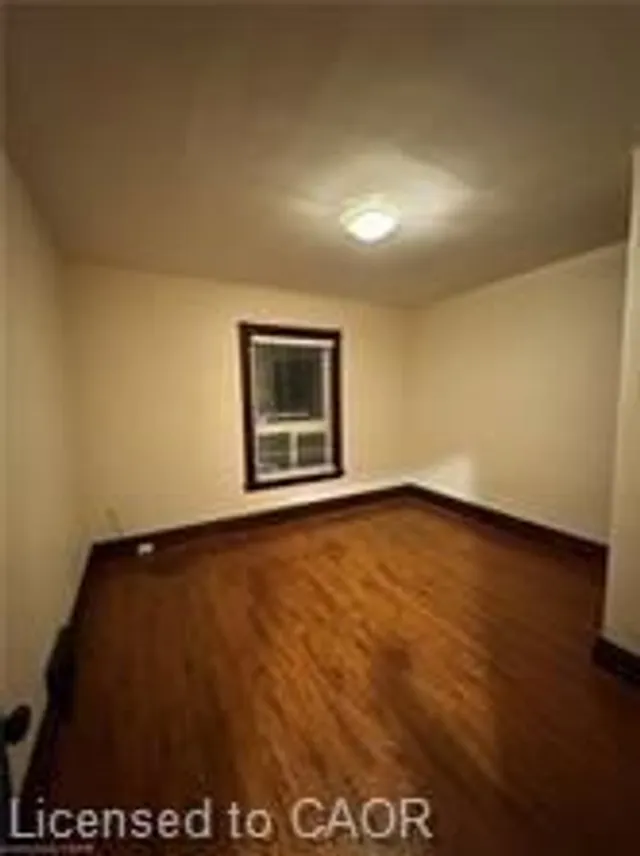 Additional image 12 of 44 Gladstone Ave