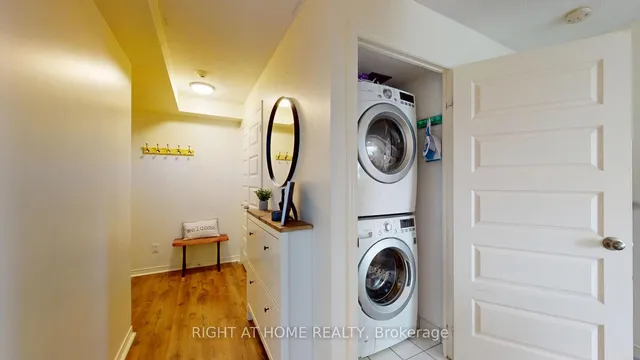 Additional image 18 of 215 Queen St Unit 509