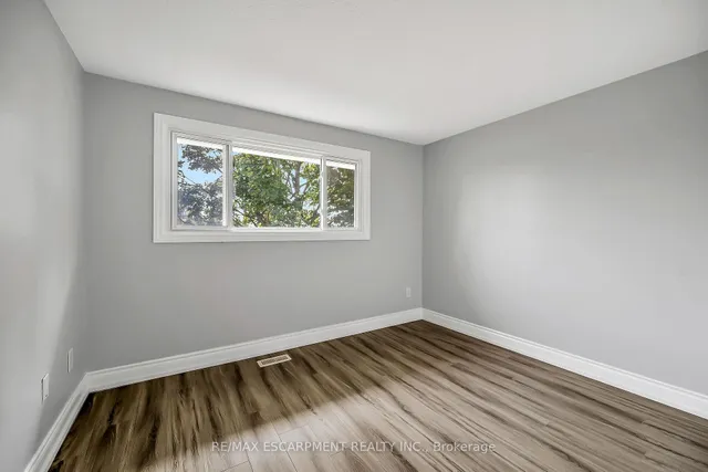 Additional image 22 of 125 Limeridge Rd Unit 8