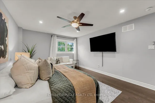 Additional image 41 of 301 O'donoghue Ave