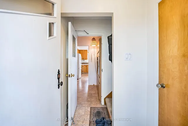 Additional image 13 of 21 Treeview Dr