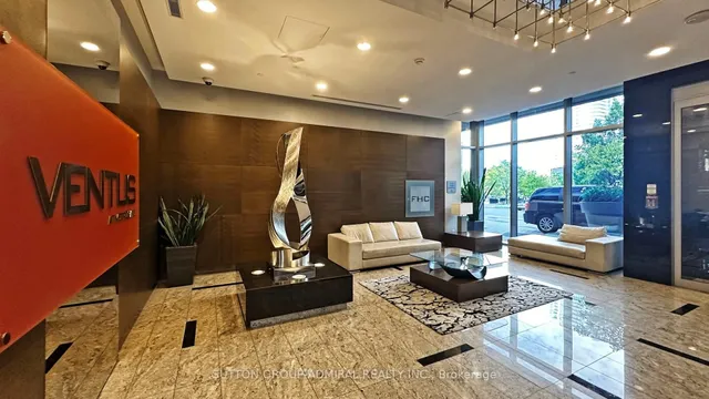 Additional image 23 of 181 Village Green Sq Unit PH15