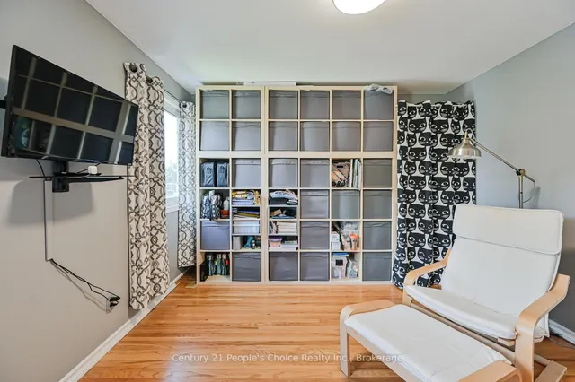 Additional image 30 of 2 Fontaine Crt